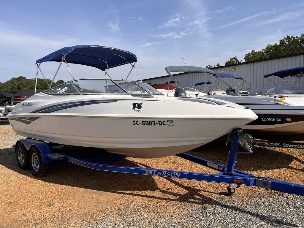 2006 LARSEN 206 BR - Sold Boat