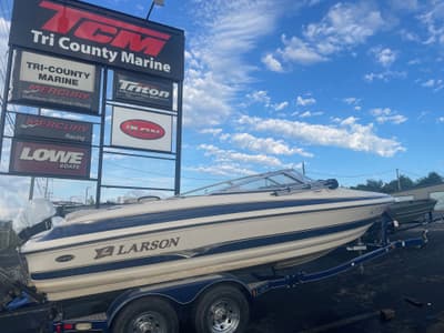 BOATZON | Larson 210 LXI 2004