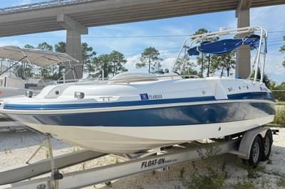 BOATZON | Larson 233 ESCAPE 2000