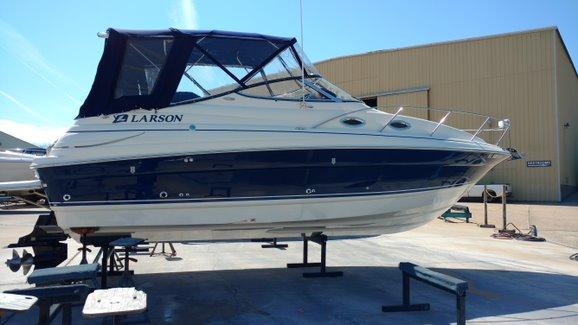 2008 Larson Cabrio 260 - Sold Boat