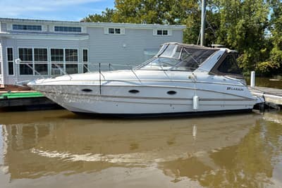 BOATZON | Larson Cabrio 330 2004