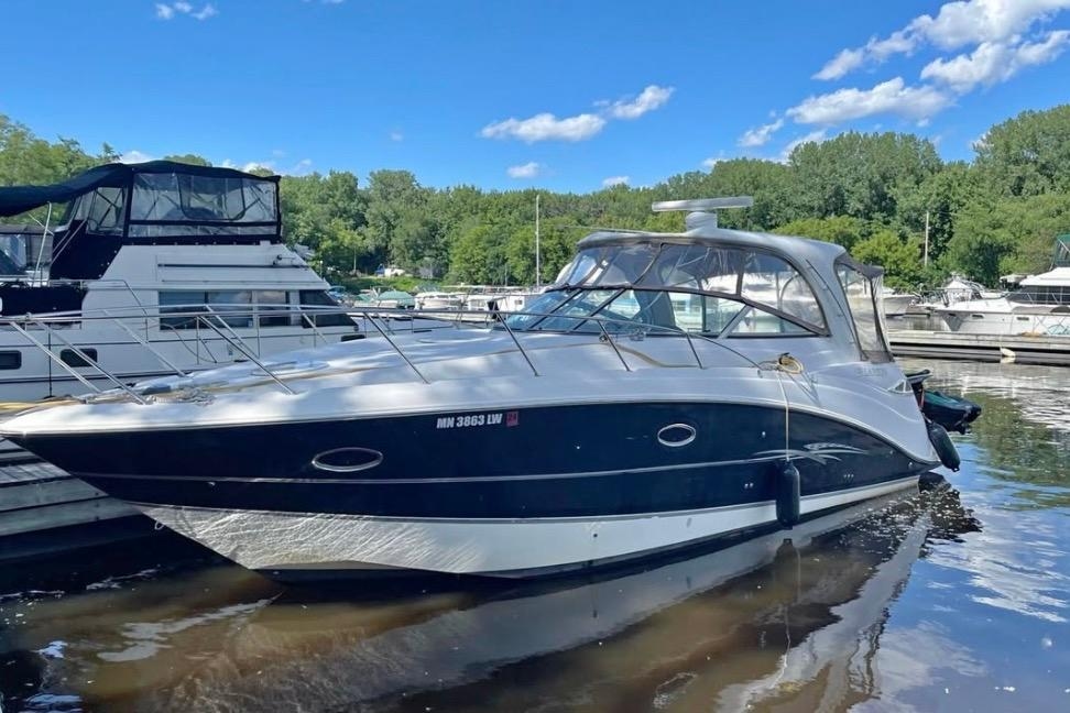 2007 Larson Cabrio 350 - Sold Boat