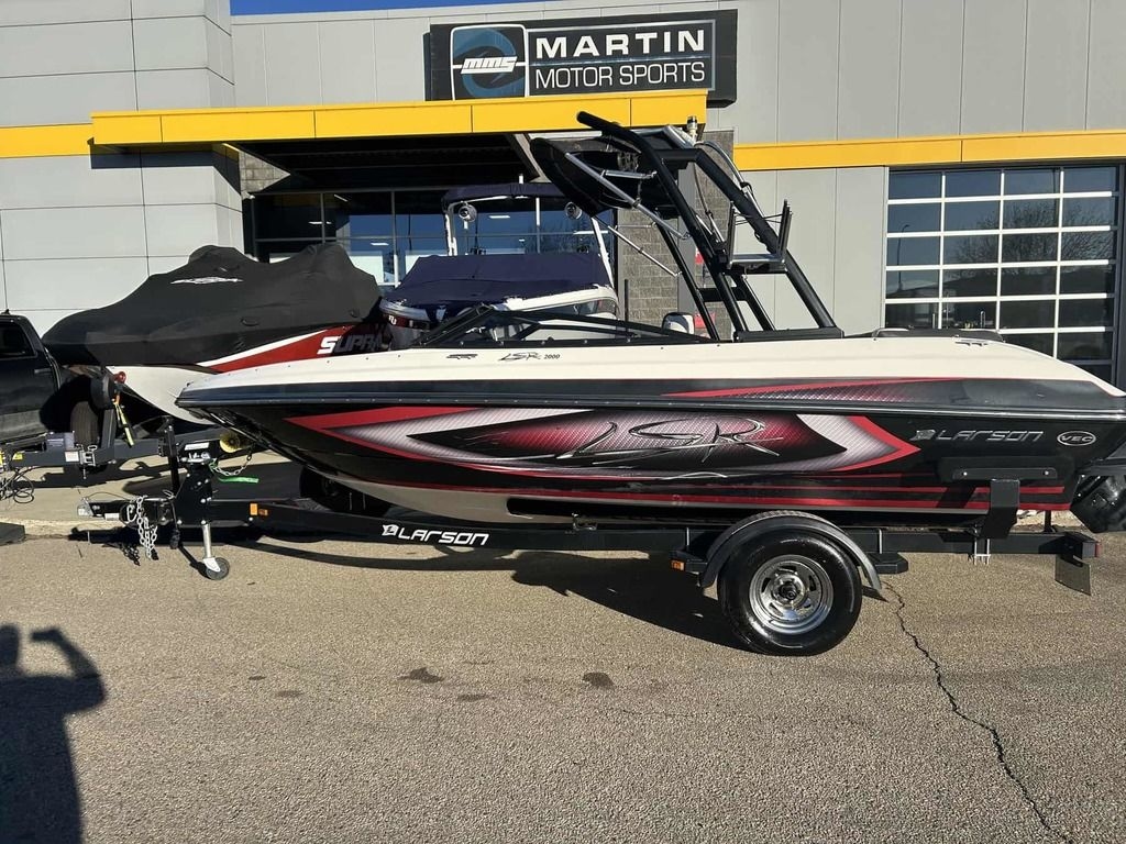 2013 Larson LSR 2000 - Sold Boat