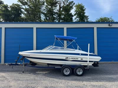 BOATZON | Larson LXi 208 2005