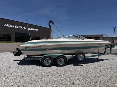 BOATZON | Larson LXI 230 2003