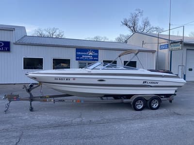 BOATZON | Larson LXI 268 2006