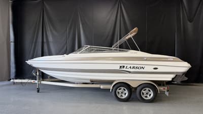 BOATZON | Larson LXI228 2006