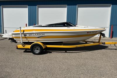 BOATZON | Larson SEi 180 LX IO 2007 BOATZON | Larson SEi 180 LX IO 2007
