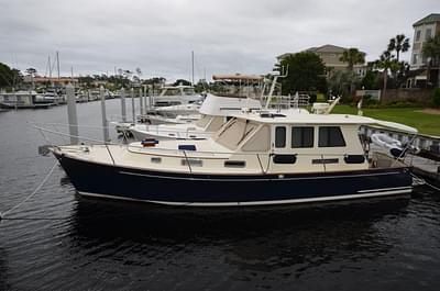 BOATZON | Legacy Sedan 2006