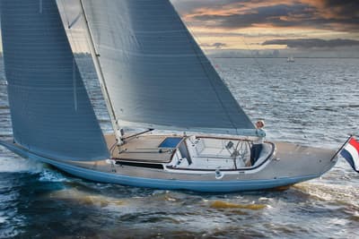 BOATZON | Leonardo Yachts Eagle 46 2027