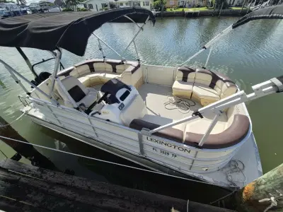 BOATZON | Lexington 320 Pontoon 2022 BOATZON | Lexington 320 Pontoon 2022