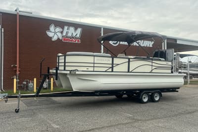 BOATZON | Lexington 523 2021