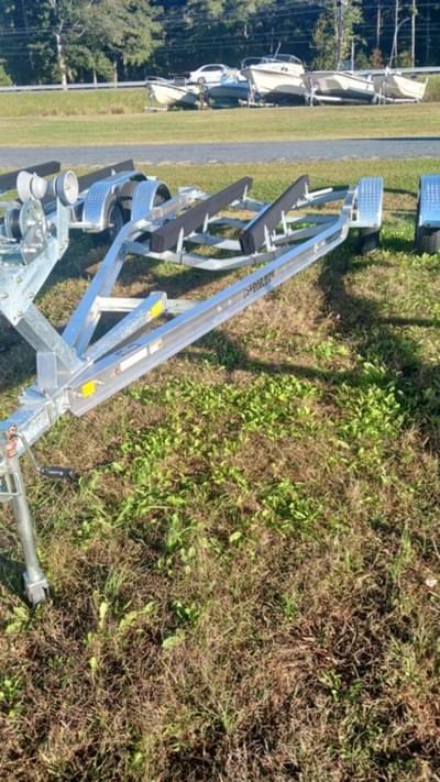 BOATZON | Load Rite LRAS212800102TSV 2026 BOATZON | Load Rite LRAS212800102TSV 2026