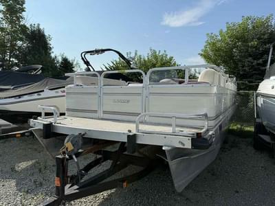 BOATZON | Lowe Boats Family 240 1997
