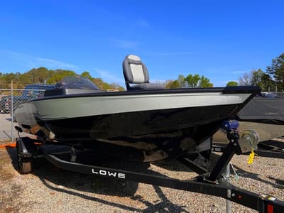 BOATZON | Lowe Boats FM 1800 SC 2023