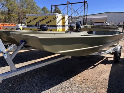 BOATZON | Lowe Boats L1448M Jon 2025