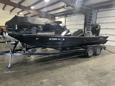 BOATZON | Lowe Boats Roughneck 2070 SC 2016