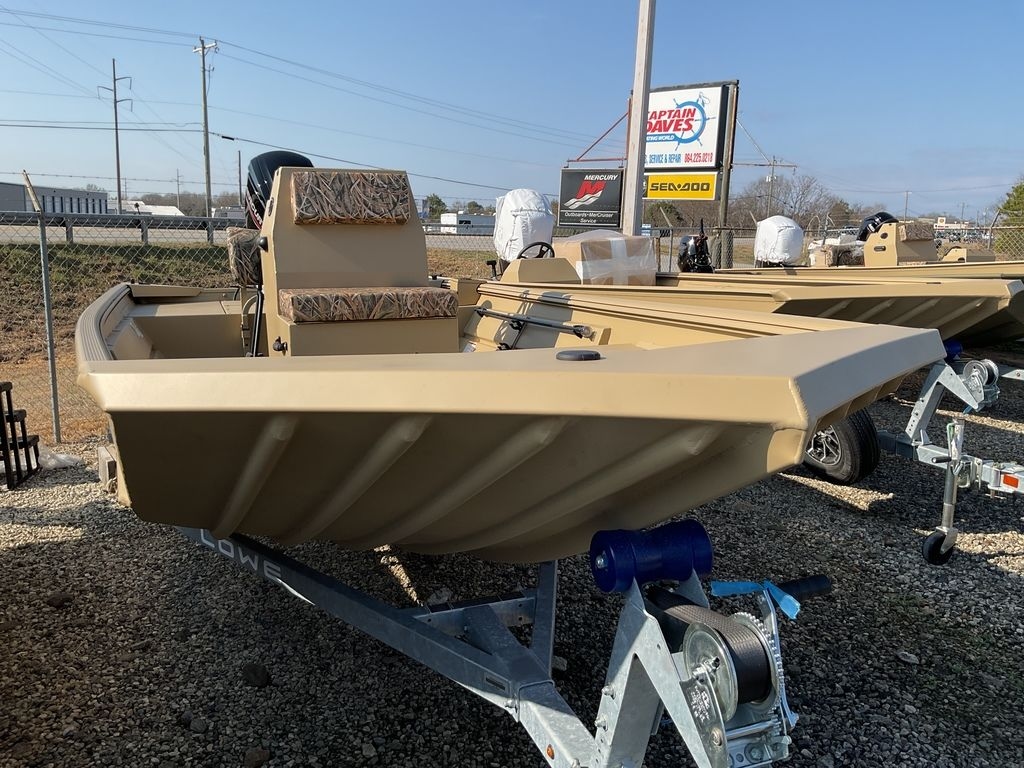 2025 Lowe Boats RX1860 CC - Sold Boat