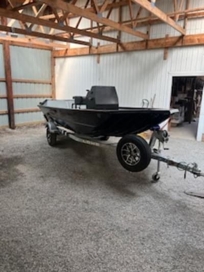 BOATZON | Lowe Boats RX1870 Pathfinder 2026