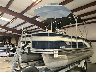 BOATZON | Lowe Boats SF194 2023