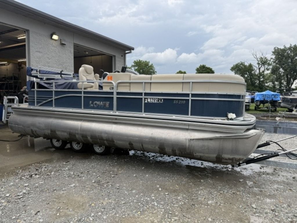 2016 Lowe Boats SS210 - Sold Boat