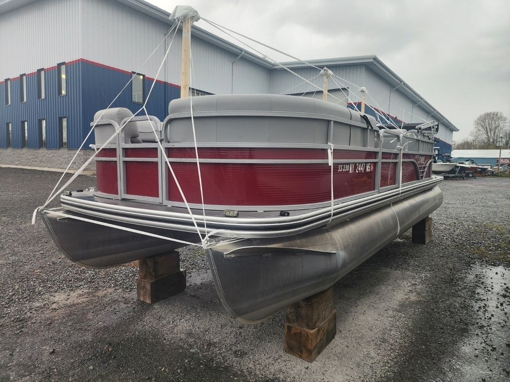 2021 Lowe Boats SS230 Walk Thru - Sold Boat