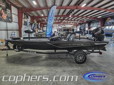 BOATZON | Lowe Boats Stinger 175C 2026