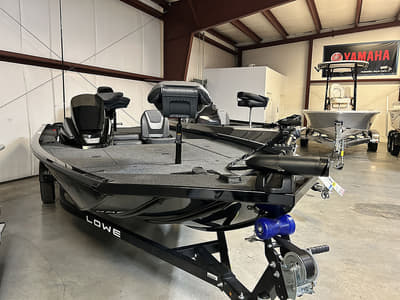 BOATZON | Lowe Boats Stinger 175C 2026