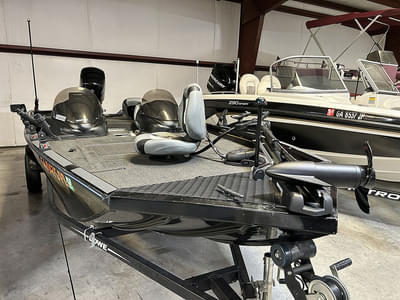 BOATZON | Lowe Boats Stinger 195 DC 2016
