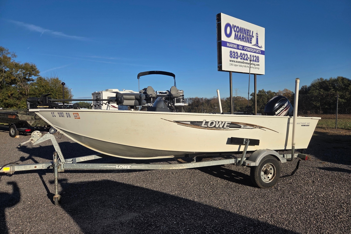 2017 Lowe Fishing Machine 160 Pro - Sold Boat