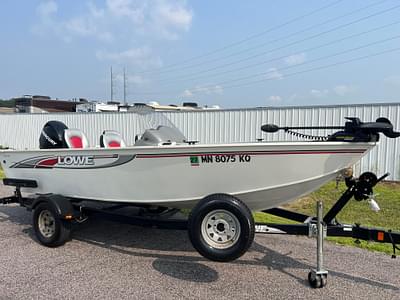 BOATZON | Lowe Fishing Machine 165 2010