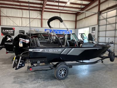 BOATZON | Lowe Fishing Machine Walk Thru FM 1775 WT 2026