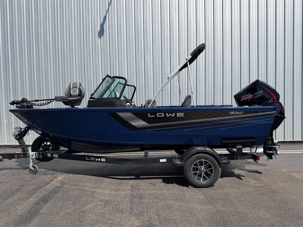 Lowe Fishing Machine Walk Thru FM 1875 2026