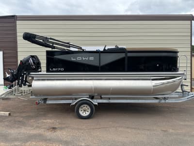 BOATZON | Lowe LS Walk Thru 170 2026