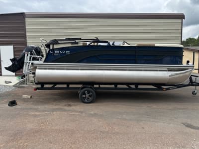 BOATZON | Lowe LS Walk Thru 210 2026