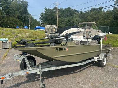 BOATZON | Lowe R1655S 2011
