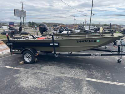 BOATZON | Lowe Roughneck 1760 Deluxe Tiller 2019 BOATZON | Lowe Roughneck 1760 Deluxe Tiller 2019
