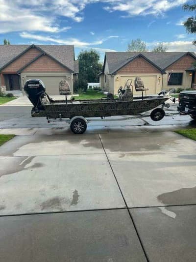 BOATZON | Lowe Roughneck 1860 2023