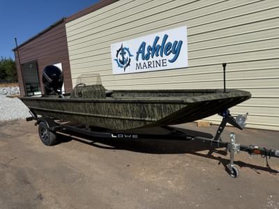 BOATZON | Lowe Roughneck 1860SC 2026