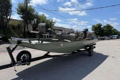 BOATZON | Lowe Roughneck 2070 Big River 2020