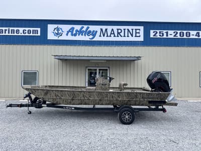 BOATZON | Lowe Roughneck 2070CC 2026