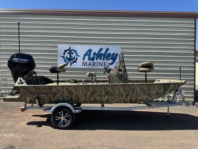 BOATZON | Lowe Roughneck Center Console JET 80 2026 BOATZON | Lowe Roughneck Center Console JET 80 2026