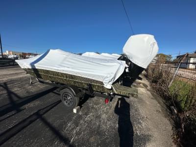 BOATZON | Lowe Roughneck Center Console RX1760 Pathfinder 2026 BOATZON | Lowe Roughneck Center Console RX1760 Pathfinder 2026