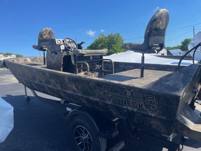 BOATZON | Lowe Roughneck Center Console RX1760 Pathfinder 2026