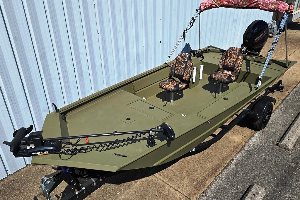 2022 Lowe Roughneck RX1860 Rambler - Sold Boat