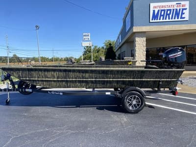 BOATZON | Lowe Roughneck RX1860 Rambler 2026