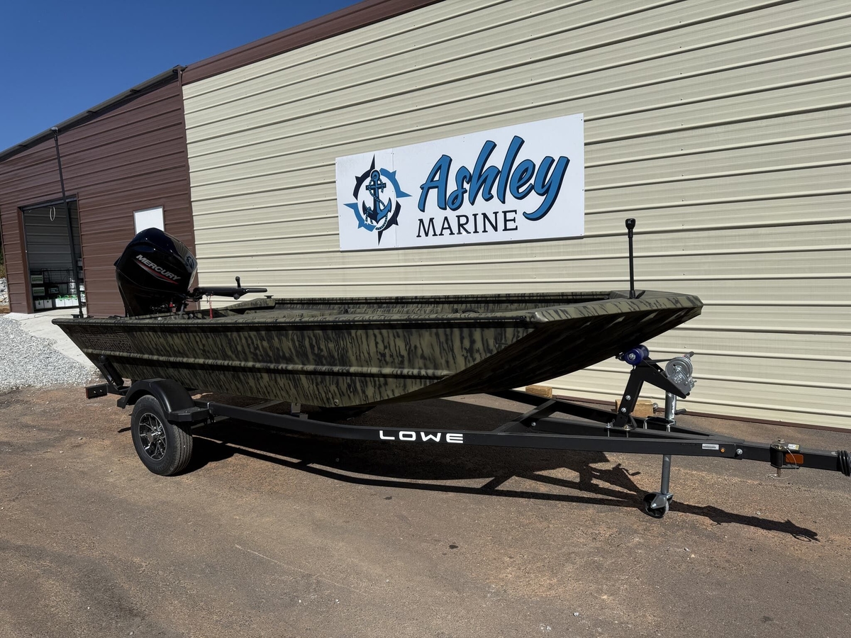 2026 Lowe Roughneck Tiller 1660 Deluxe - Sold Boat