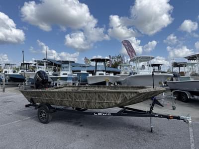 BOATZON | Lowe Roughneck Tiller 1760 Deluxe 2026