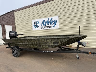 BOATZON | Lowe Roughneck Tiller 1760 Deluxe 2026 BOATZON | Lowe Roughneck Tiller 1760 Deluxe 2026