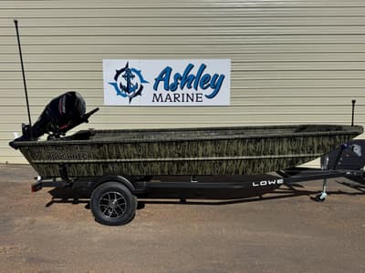 BOATZON | Lowe Roughneck Tiller 1760 Deluxe 2026